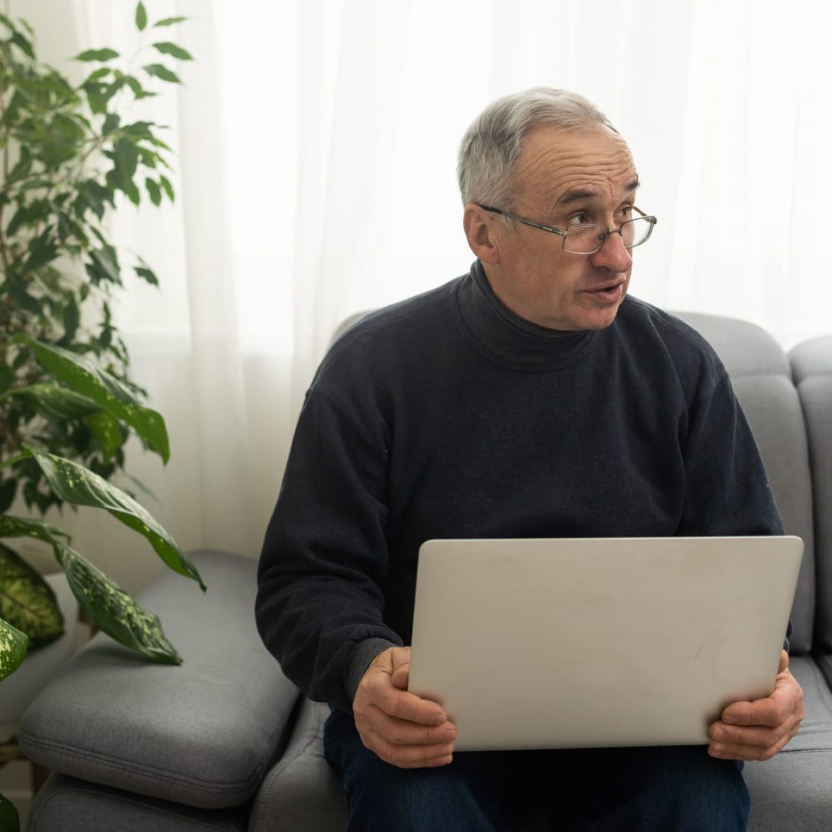 51066426_busy-smart-mature-professional-man-using-laptop-sitting-middle-aged-older-adult-businessman-senior-entrepreneur-of-mid-age-remote-working-or-learning-online-typing-on-computer